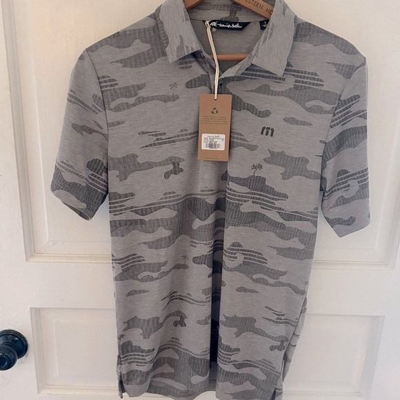 NWT Travis Mathew Beachside Stealth Golf Polo Heather Gray Small Eco Collection - Picture 1 of 13